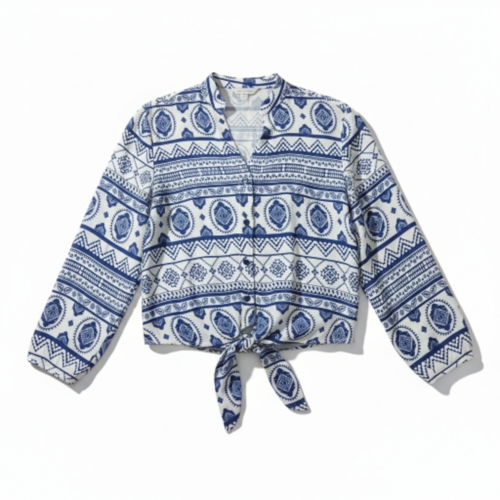 Charlotte Russe | Blue and White Patterned Blouse | Small